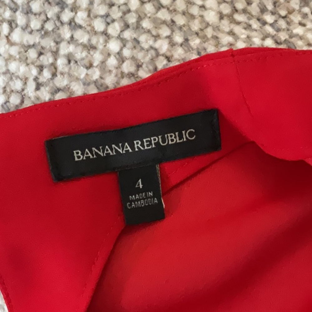 Banana Republic Red dress AND  Tahari jacket, AND gold necklace - Picture 12 of 12